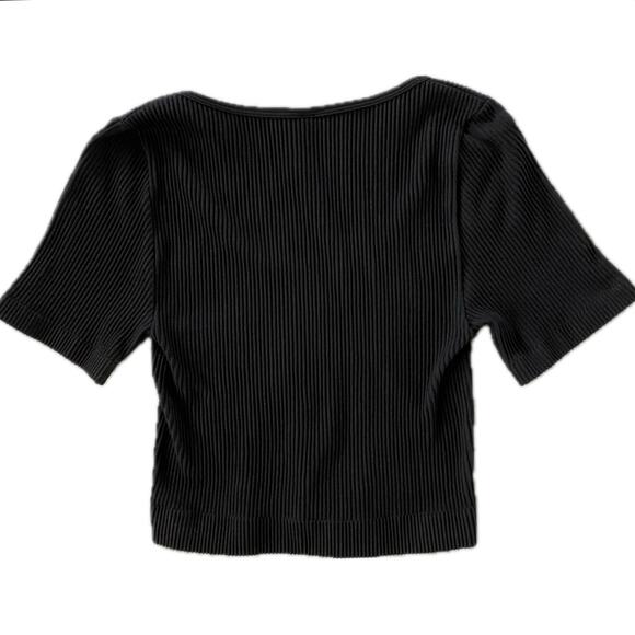 NEW ARITZIA BABATON Sculpt Knit Fitted Crop Tee Size M Ribbed Scoop Neck Y2K - Picture 4 of 8